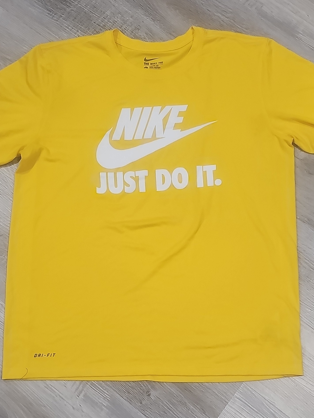 Nike Just Do It Dri-FIT Tee Yellow Large